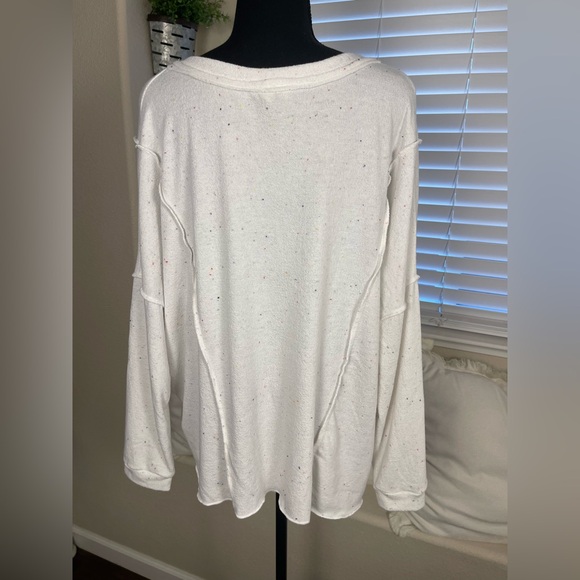 Peach Love Oversized Speckled Top - Picture 3 of 5